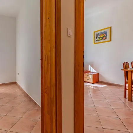 Rok 1 By Interhome Apartmán *