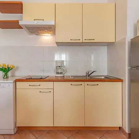 Appartamento Rok 1 By Interhome Pola