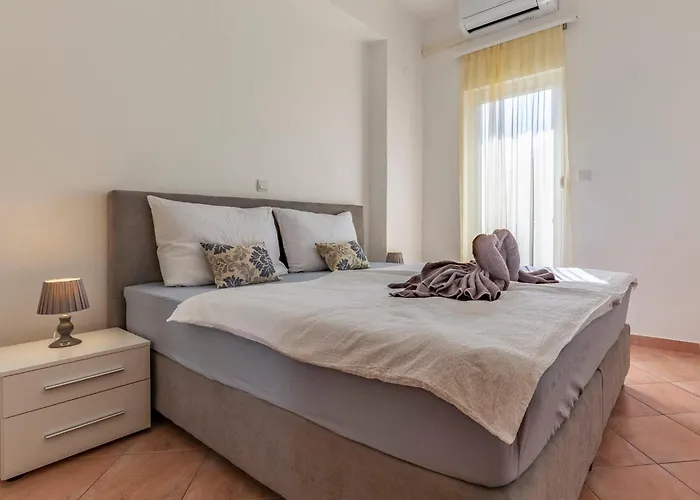 Rok 1 By Interhome * Pola