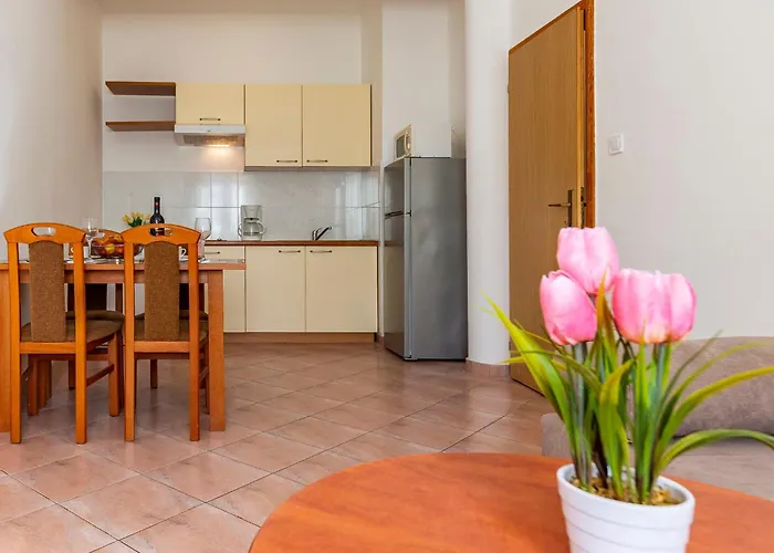 Rok 1 By Interhome Apartamento Pula